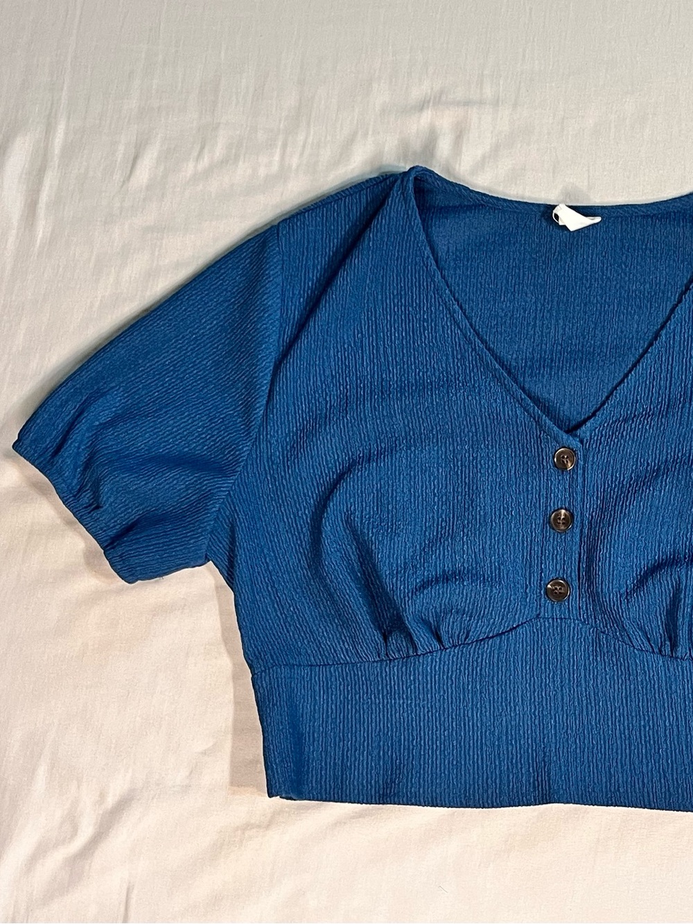 Textured Blue V-Neck Button Crop Top Lazy Sundays Size L